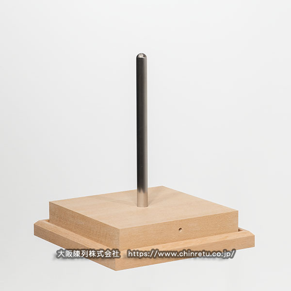 東京2020オリンピック聖火リレートーチ展示用ショーケース/製作中