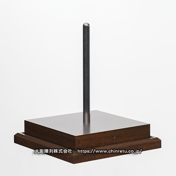 東京2020オリンピック聖火リレートーチ展示用ショーケース/製作中